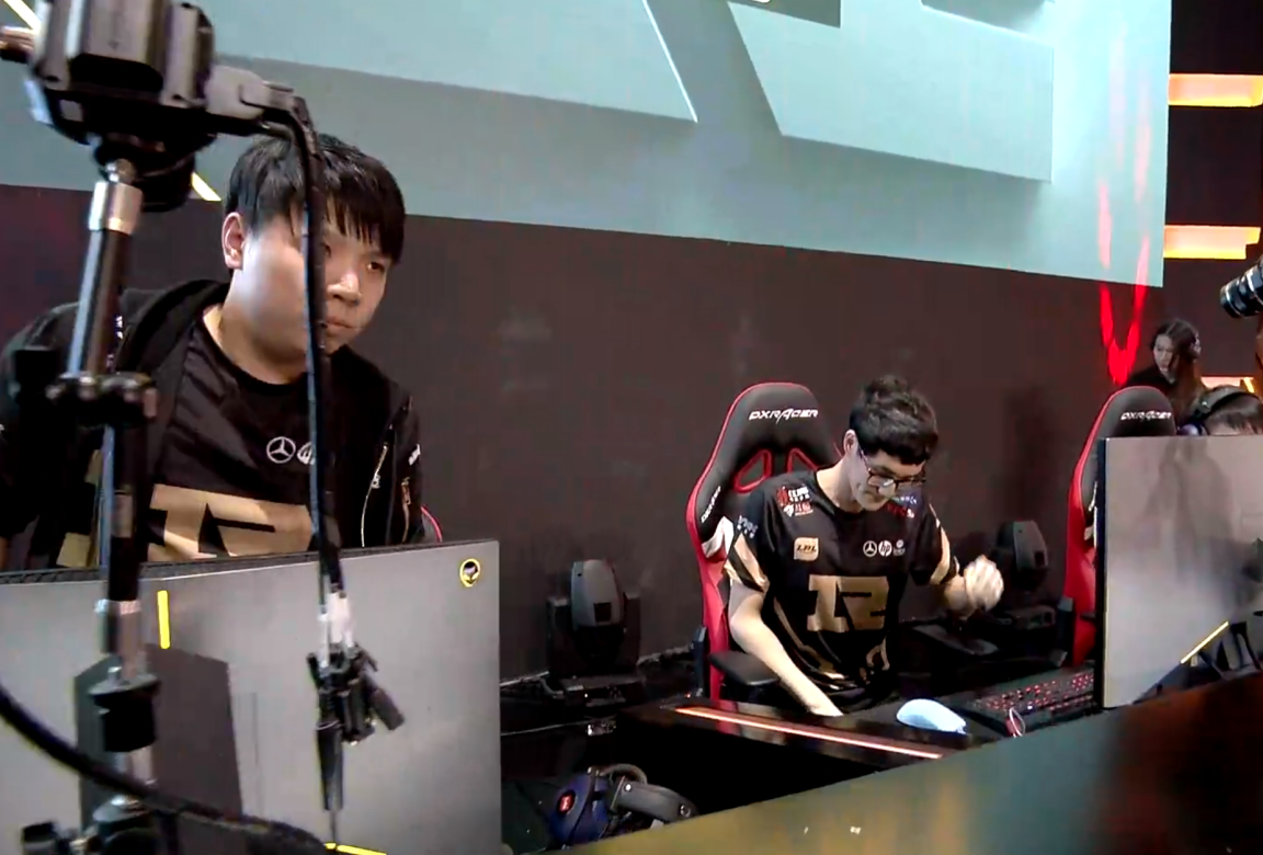 包含从Karsa与70激战湖人分钟到C罗在DWG比赛中惊艳表现,罗马围绕CBA季后赛复出首秀的词条 包含从Karsa与70激战湖人分钟到C罗在DWG比赛中惊艳表现,罗马围绕CBA季后赛复出首秀的词条